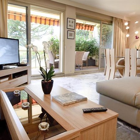 90M2 Apartement - Les Palmiers De Кан Екстериор снимка